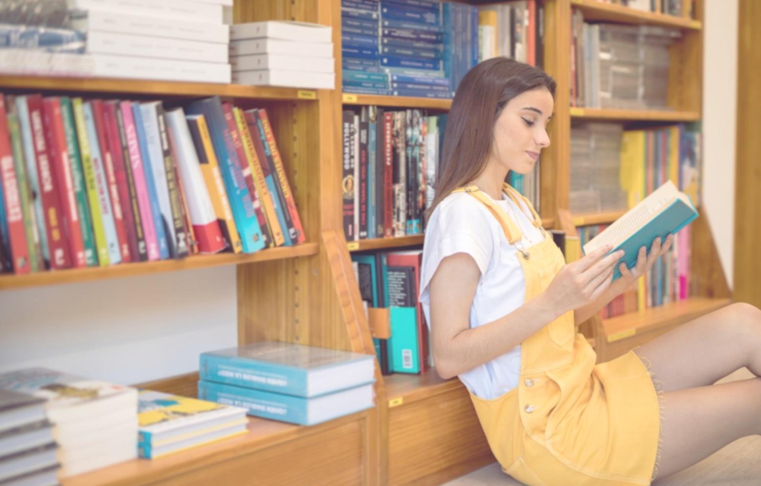 Modern financial education classroom in Kielce with students engaged in practical learning exercises